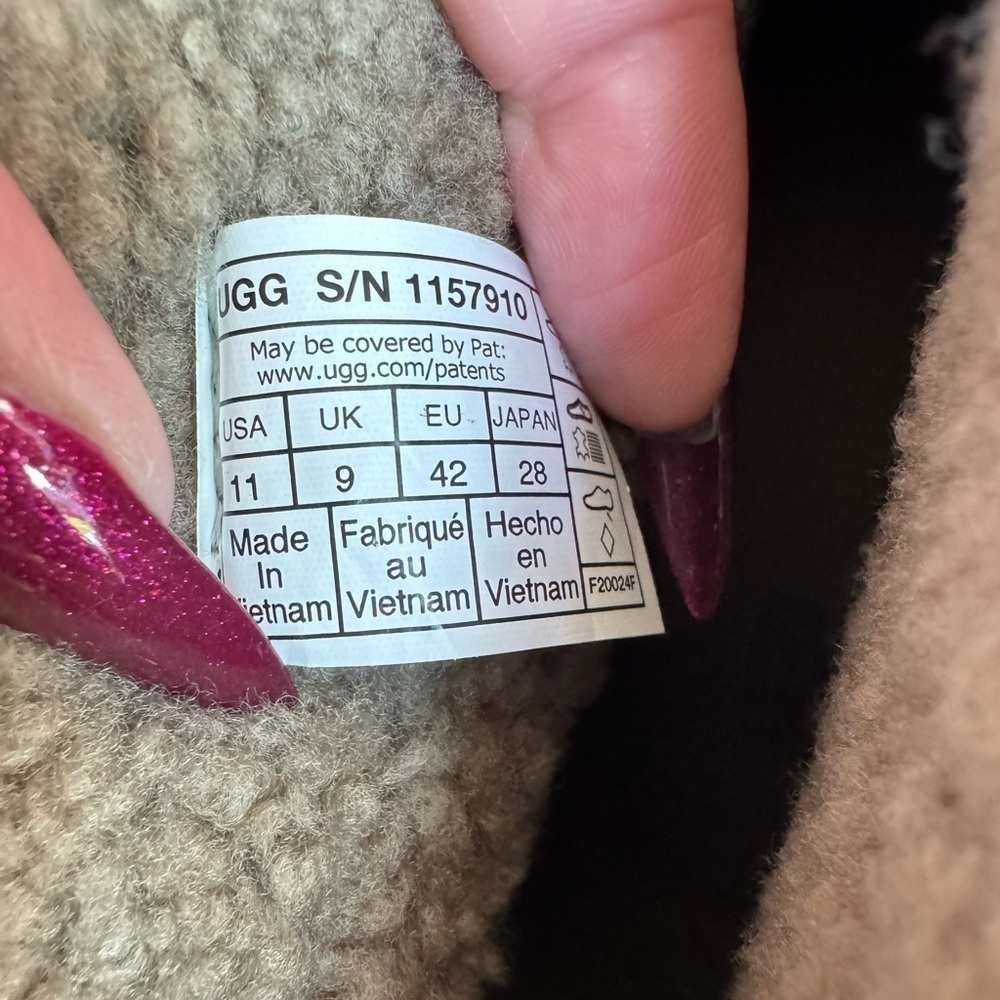 UGG New Heights Platform Mini Boot - Picture 9 of 10